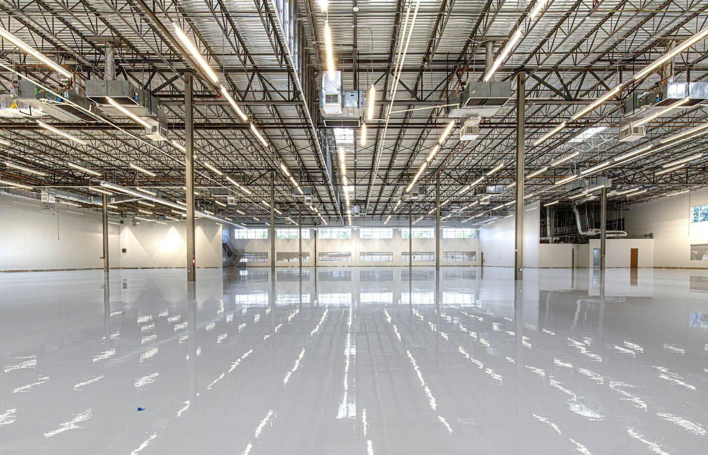 Commercial Office Floor Polish — after cleaning